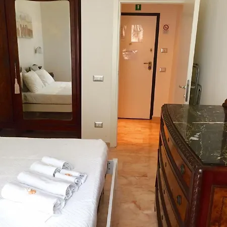 Casa Colosseo Apartmán *