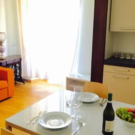 Casa Colosseo Apartmán *